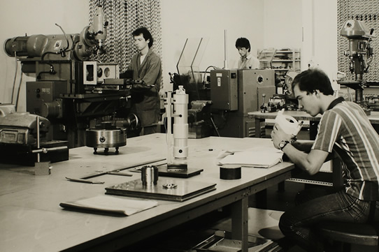 1976.jpg 1976.jpg